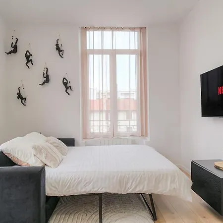 Apartment Selva, Cozy, 8eme Lyon